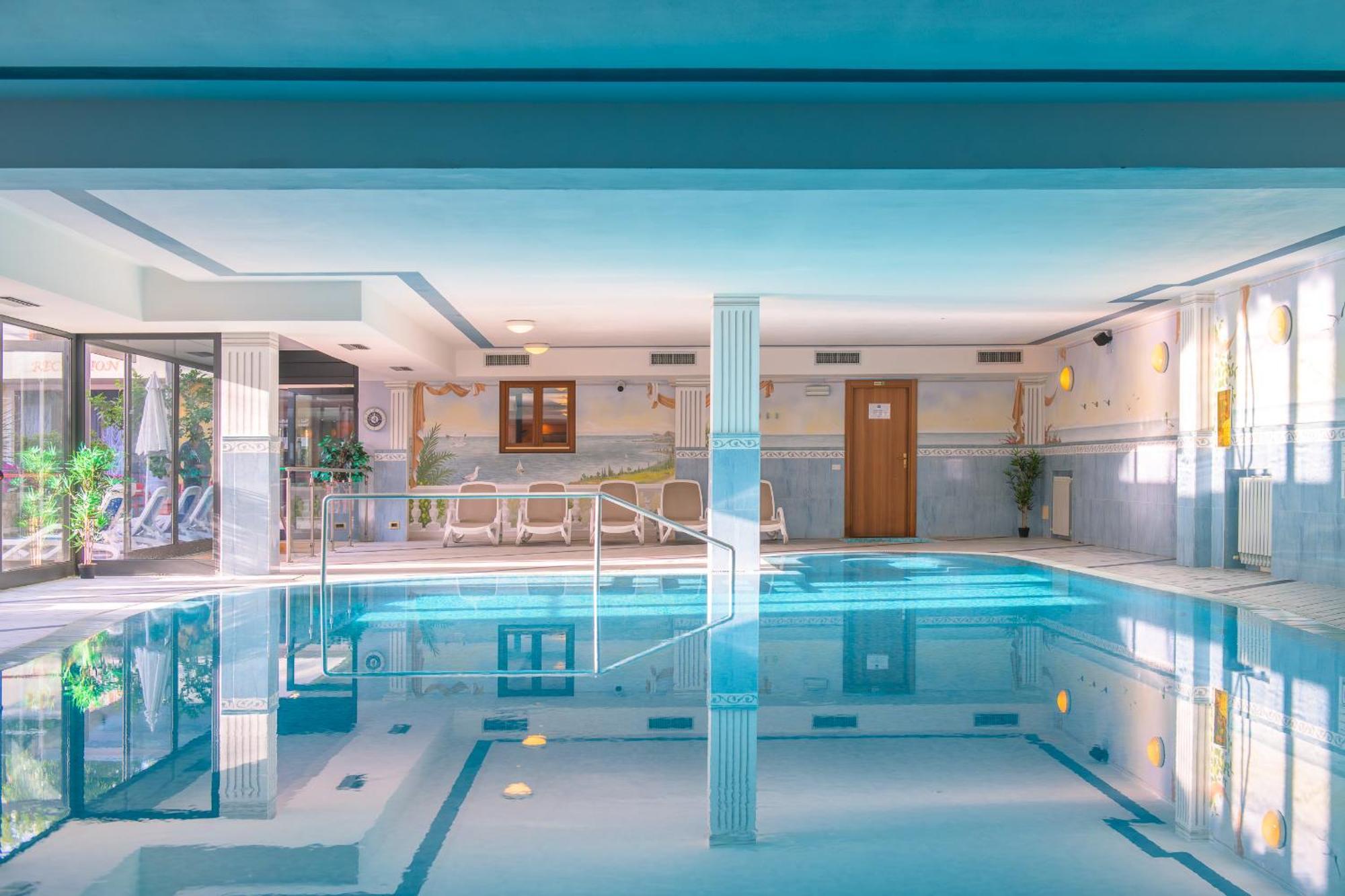 Garda Suite Hotel (Adults Only) ليمونِ سول غاردا المظهر الخارجي الصورة