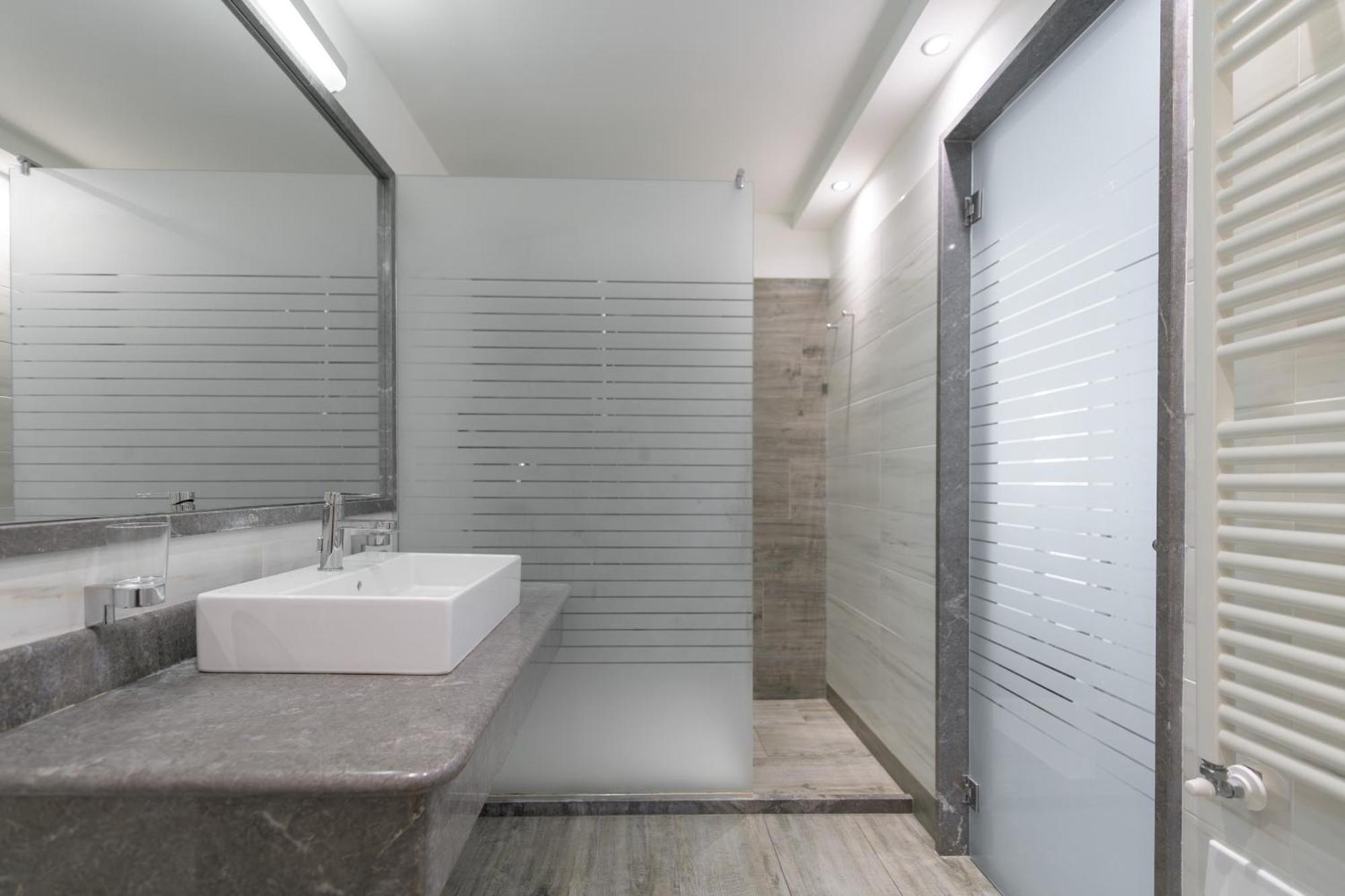 Garda Suite Hotel (Adults Only) ليمونِ سول غاردا المظهر الخارجي الصورة