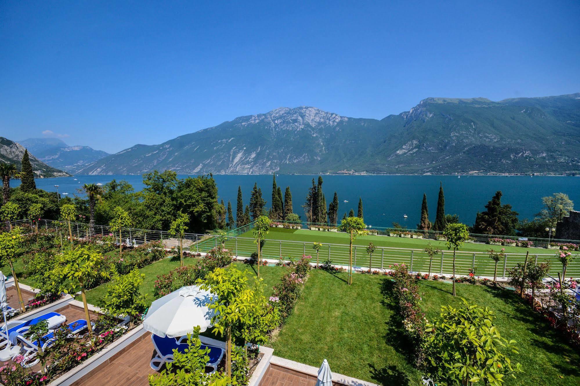Garda Suite Hotel (Adults Only) ليمونِ سول غاردا المظهر الخارجي الصورة